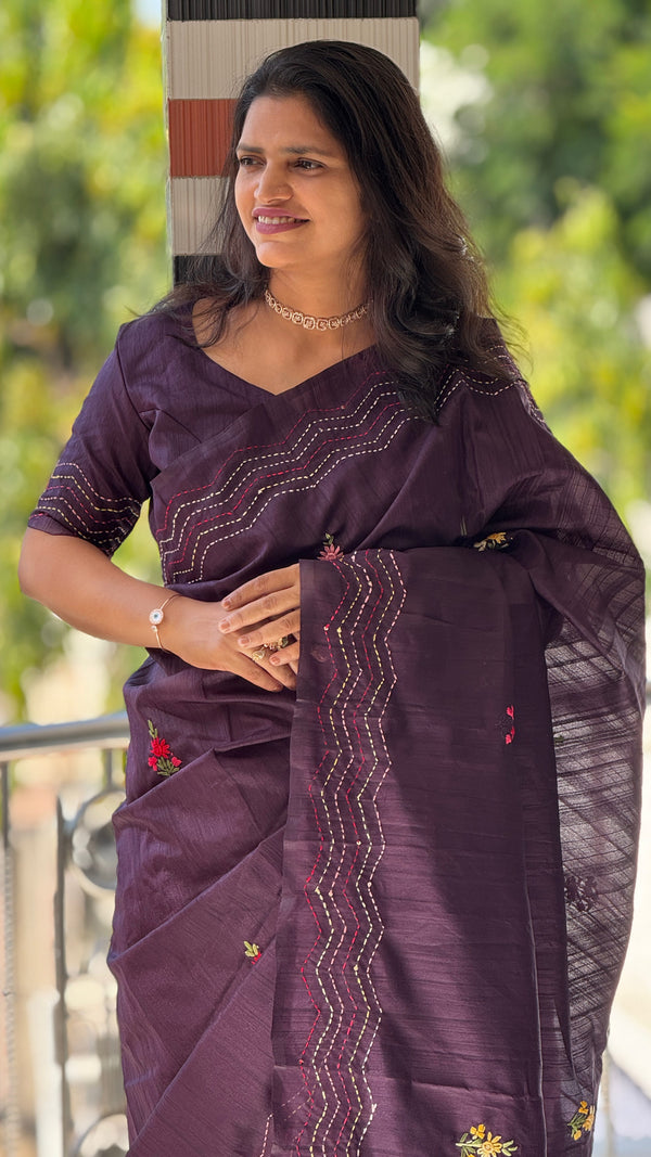 Premium Pure Tussar Silk Saree with Katha, Knot Work & Heavy Tassels — HOP194