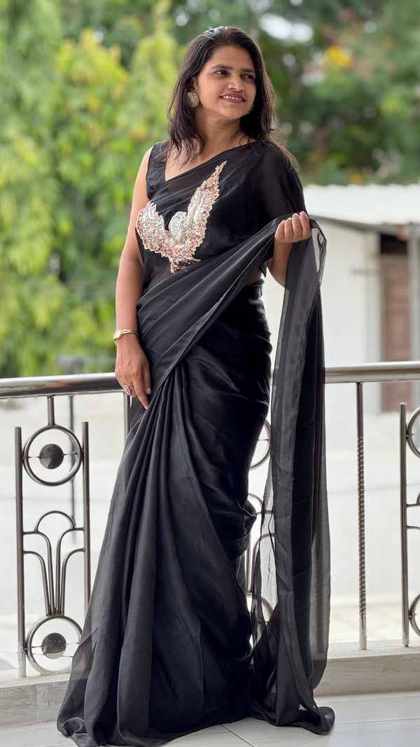 HOP153 — Soft Space Silk Designer Saree with Bird Patch & Tassel Work