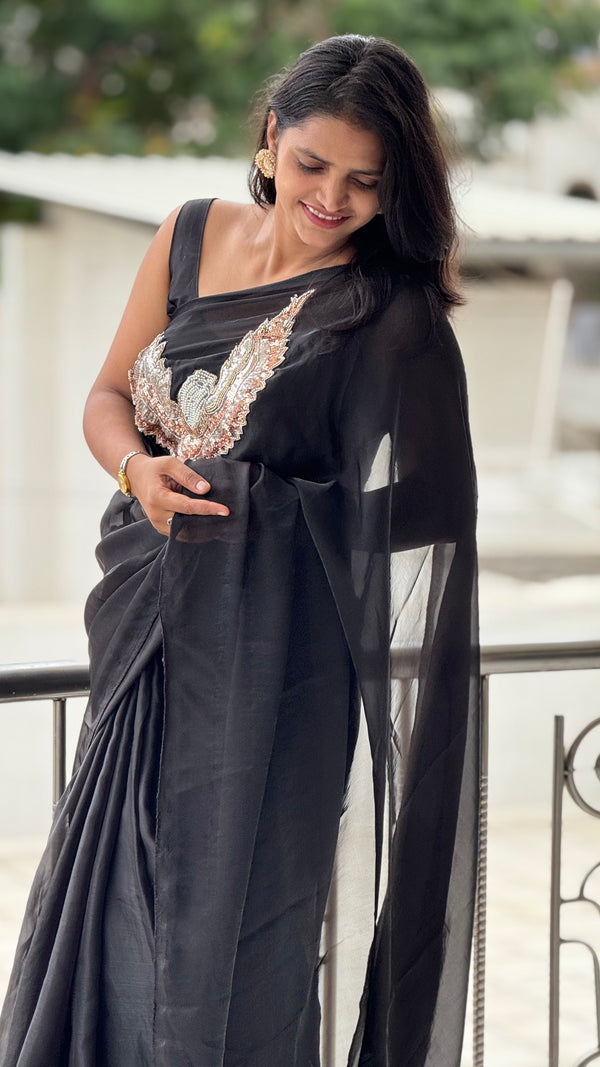 HOP153 — Soft Space Silk Designer Saree with Bird Patch & Tassel Work