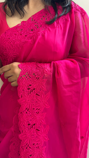 HOP154 — Premium Georgette Thread Work Saree