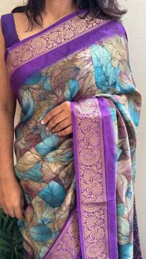 HOP158 — Pure Soft Silk Saree with Zari Border Unique Print