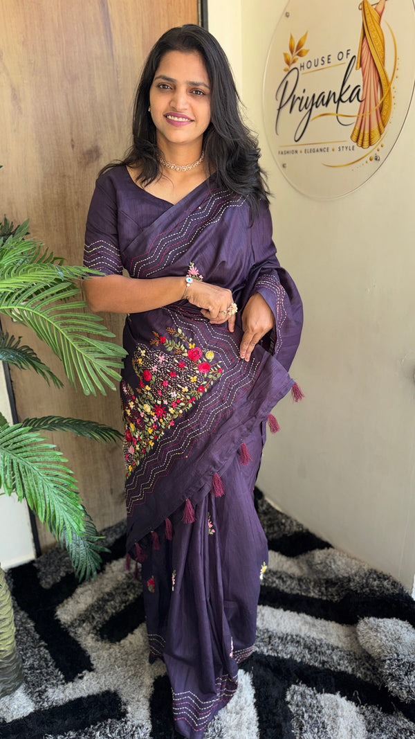 Premium Pure Tussar Silk Saree with Katha, Knot Work & Heavy Tassels — HOP194